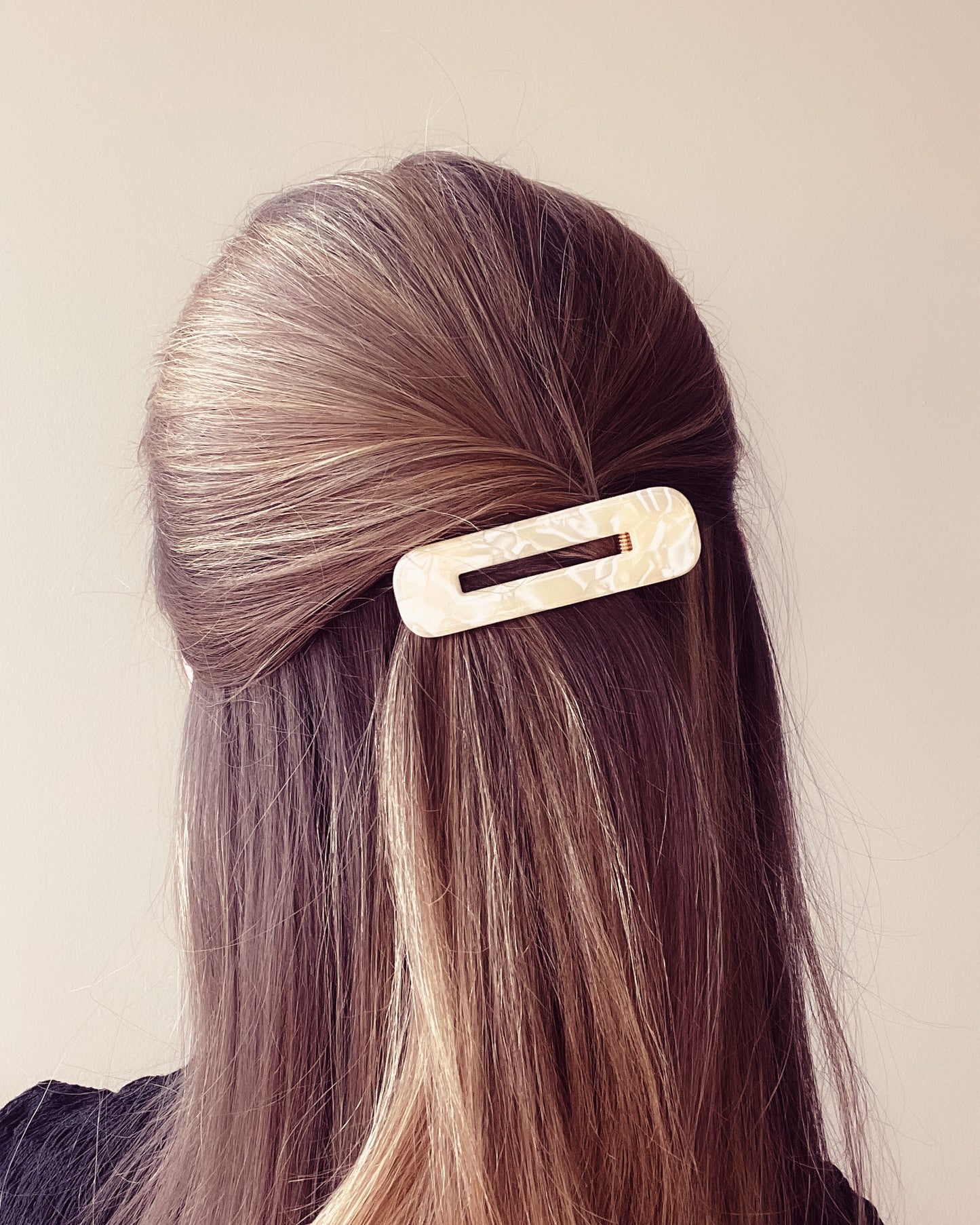 Nº1 | Limestone Barrettes